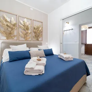 Casa vacanze Regina Damarete Ortigia Boutique, Syracuse